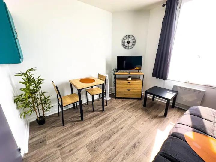 Appartement Cerf1-Centre Ville Meaux-Gare-Disney Bagian luar foto